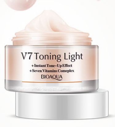 BIOAQUA V 7 Увлажняющий крем для лица с тонирующим эффектом («Ленивый макияж») 769455
